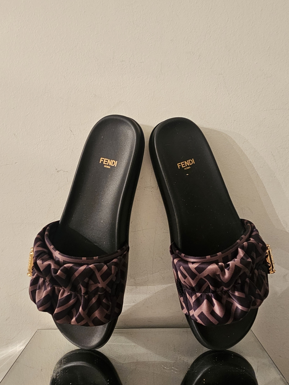 100% Authentic Fendi Feel FF Black & Pink Logo-Print Slide Sandals